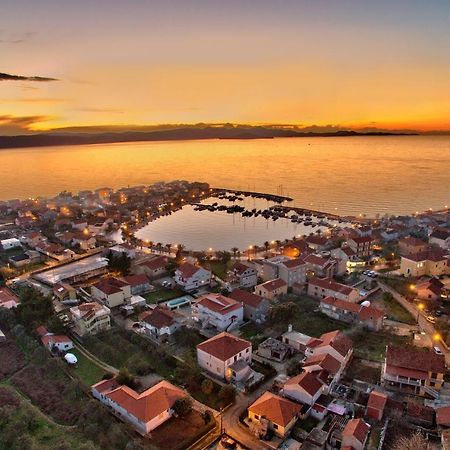 Bane Dvori Apartamento Bibinje Exterior foto