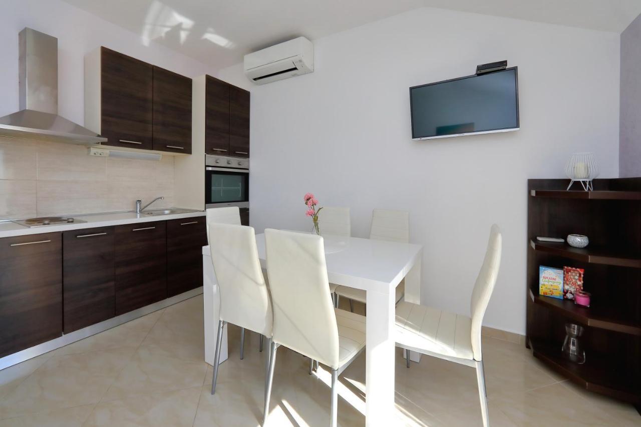 Bane Dvori Apartamento Bibinje Exterior foto