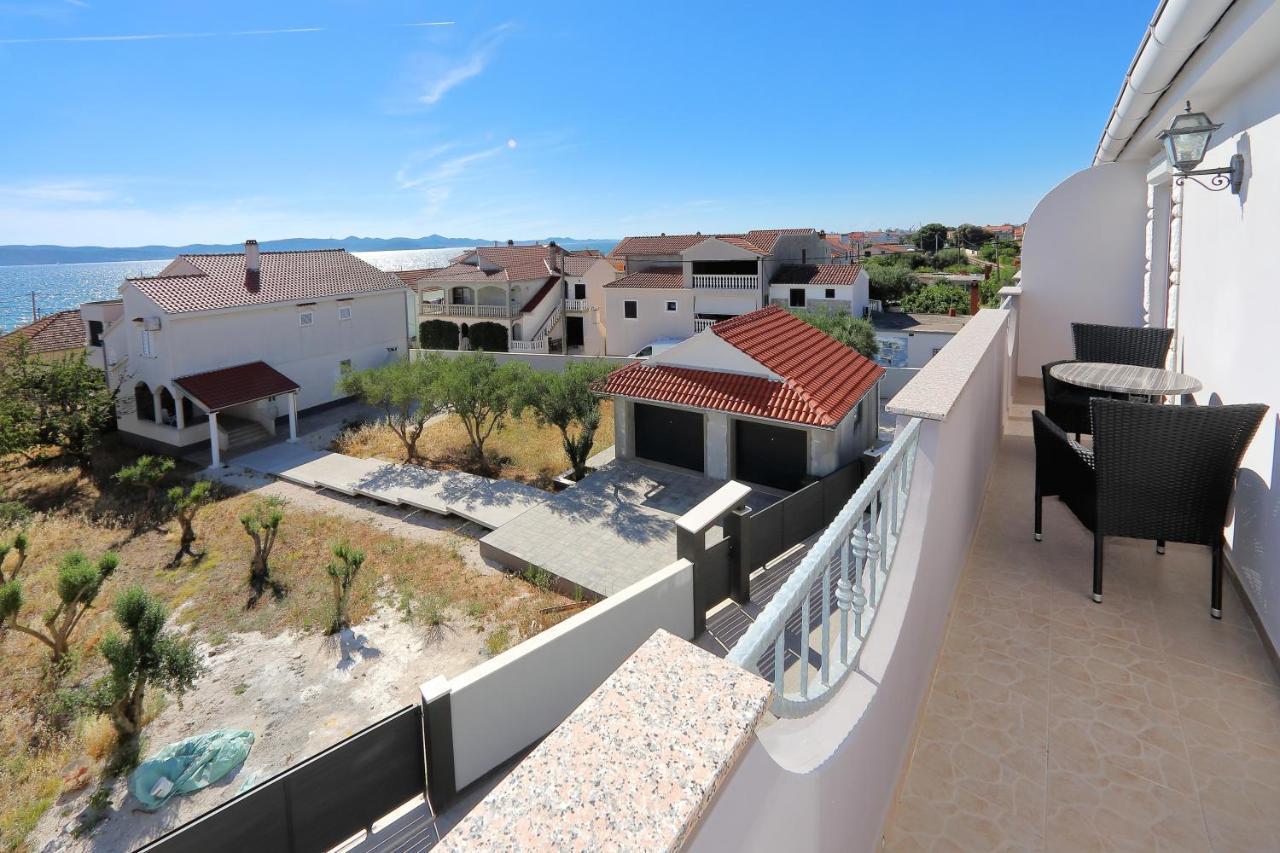 Bane Dvori Apartamento Bibinje Exterior foto